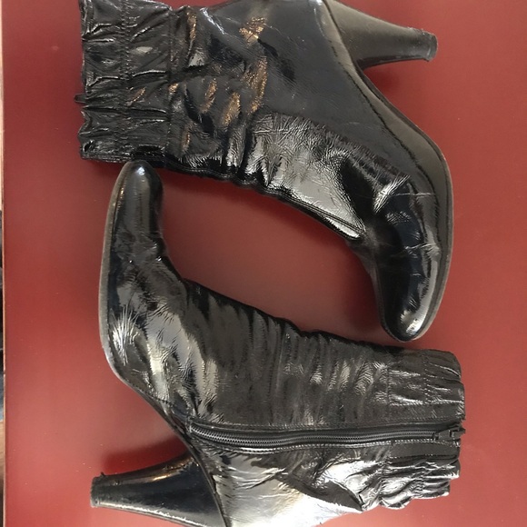 Booties - Picture 5 of 5